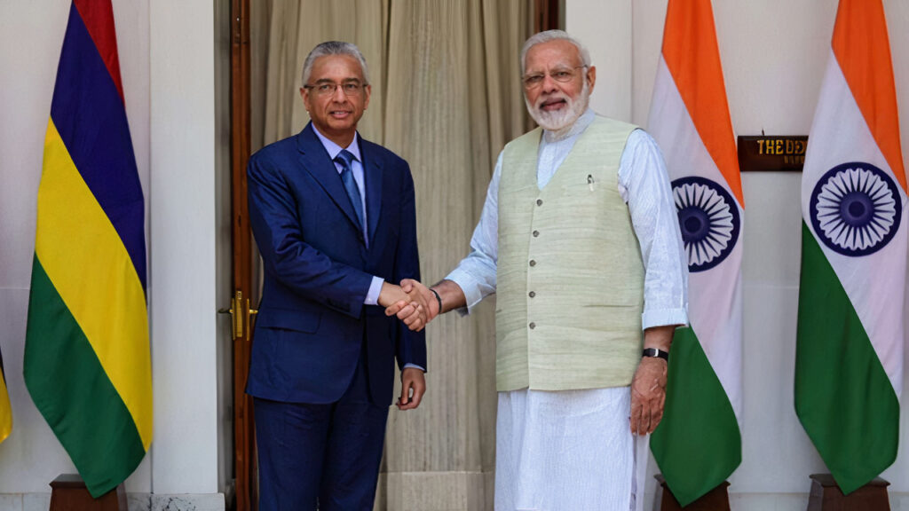 PM Modi with Mauritius PM for building inauguration